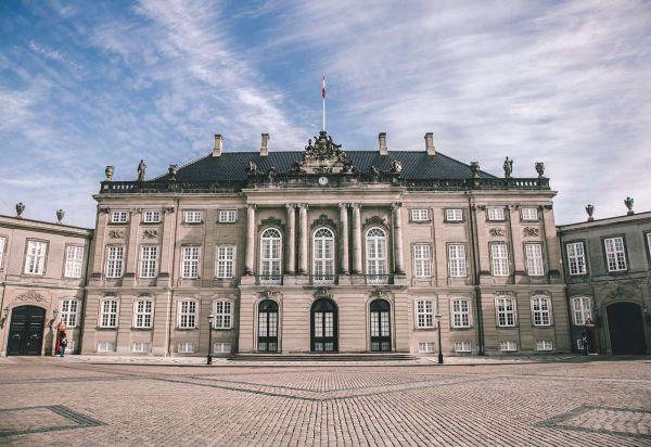 Schloss-Amalienborg-Kopenhagen