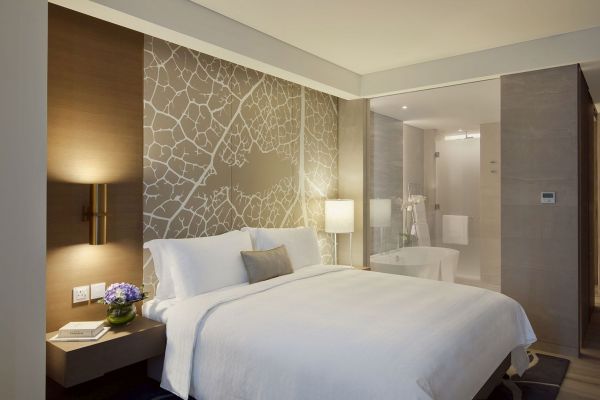 Hotel-Al-Bandar-Rotana-Classic-Zimmer