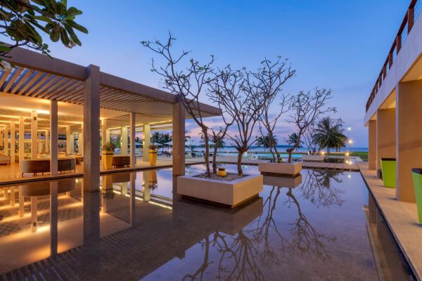 Amaya-Beach-Hotel-
