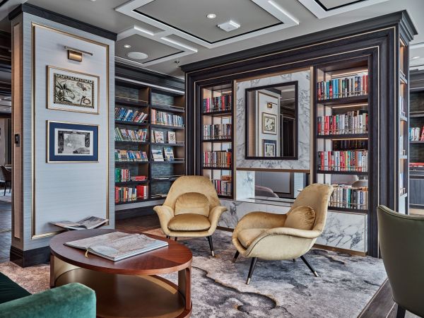 Silver_Endeavour_Bibliothek