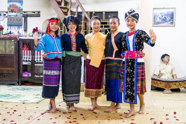 Laos-Traditional-Baci-at-Local-Home