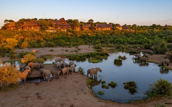 Simbabwe-Victoria-Falls-Safari-Lodge-Sonnenuntergang