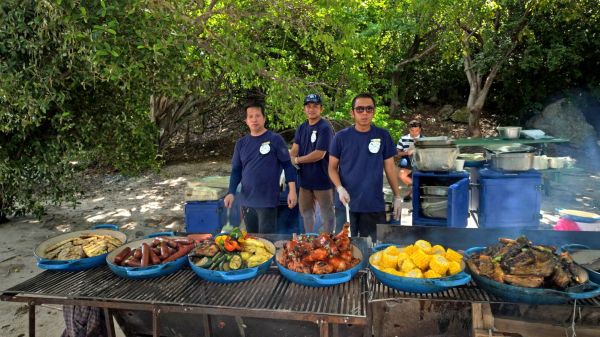 Tobago-Cays-Beach-Barbeque