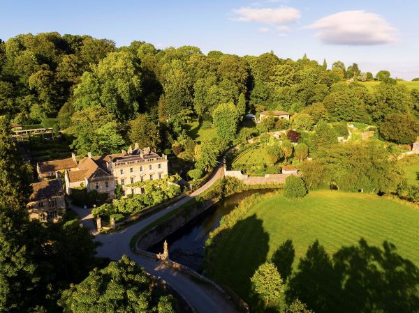 Iford-Manor-Gardens-Panorama