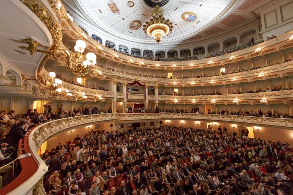 Semperoper-Zuschauerraum-