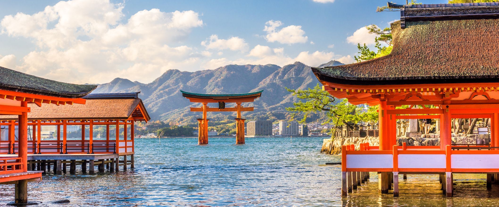  Japan_Miyajima_shutterstock_685846135-_2_.jpg 